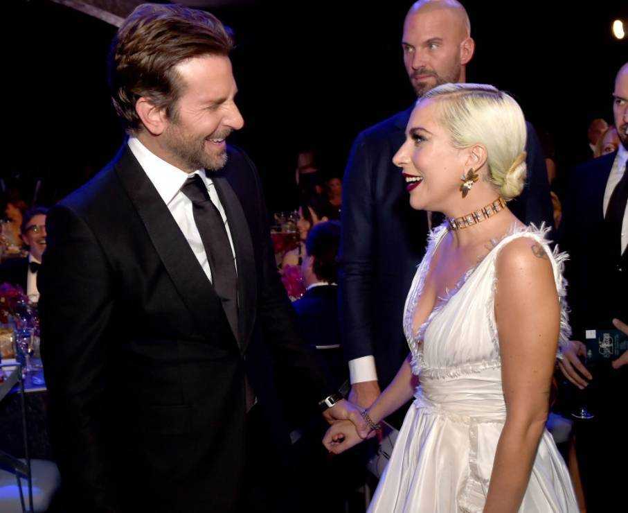 Lady Gaga i Bradley Cooper mają romans? Są co najmniej trzy powody, by tak sądzić