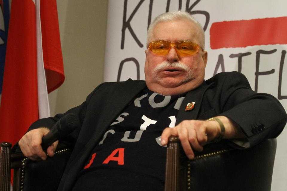 Lech Wałęsa w Rzeszowie o swojej koszulce: "Pochowacie mnie w niej"
