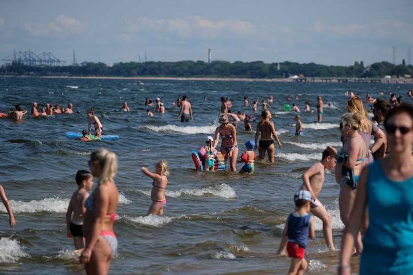 Wakacje 2019. Które plaże nad Bałtykiem będą zamknięte?