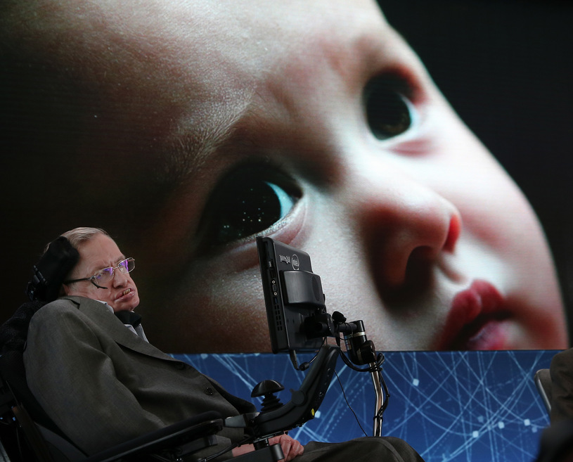 Stephen Hawking przewidywał rychłe powstanie rasy superludzi