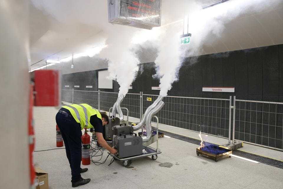 Wielki dym w metrze