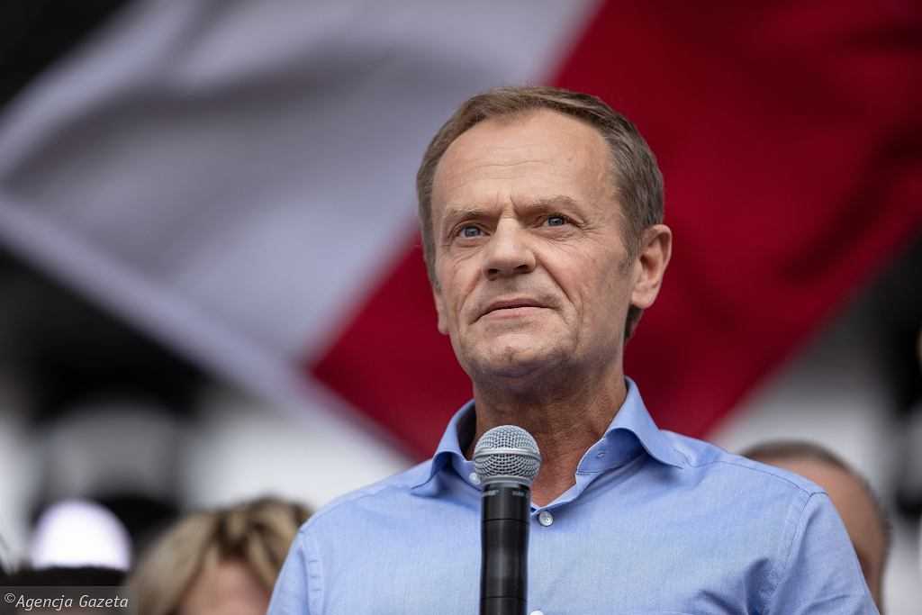 Tusk potwierdza najgorsze obawy przeciwników: Będę coraz bardziej obecny w Polsce