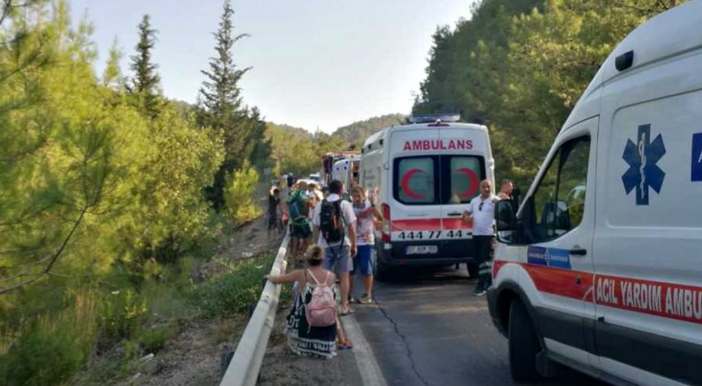 Wypadek autokaru z polskimi turystami w Turcji. Część pasażerów opuściła szpital