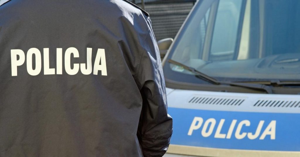 Kolejna kobieta straciła kilkadziesiąt tys. zł. Policja ostrzega przed oszustami matrymonialnymi