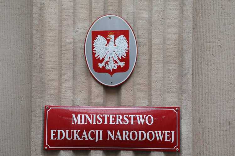 Jakie będą polskie szkoły od września? MEN ogłasza zmiany w polityce oświatowej