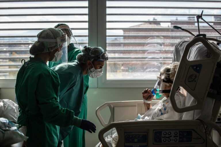 Pielęgniarce odmówiono przyjęcia do szpitala. Zmarła oczekując na wyniku testu