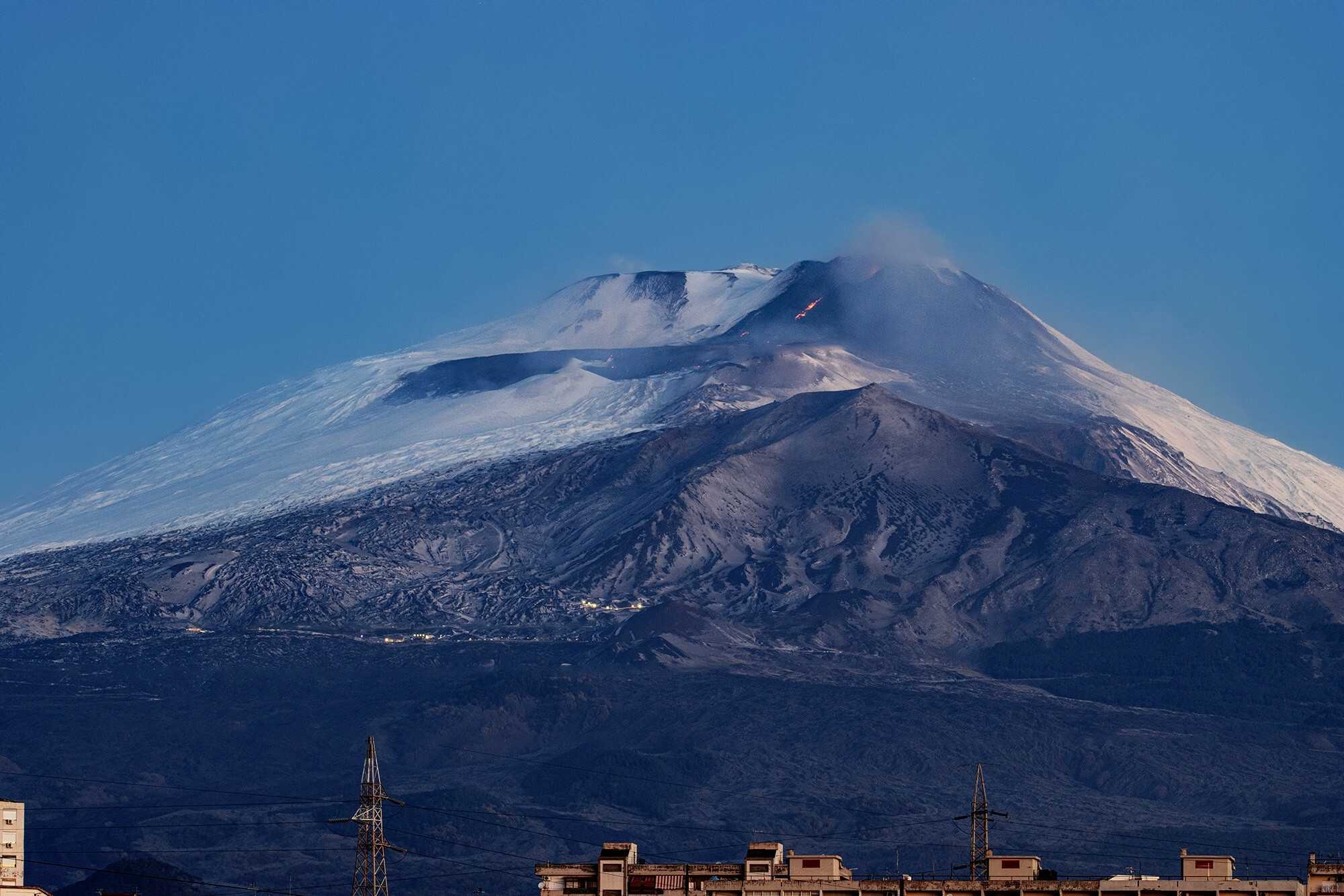 Największy czynny wulkan w Europie się przebudził. Zarejestrowano spektakularne widowisko
