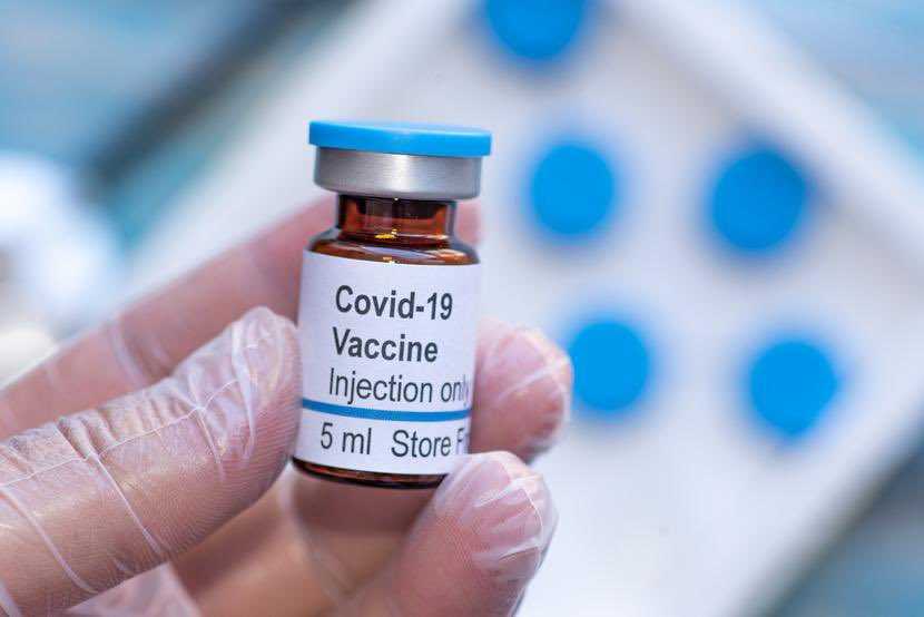32-letnia lekarka dostała konwulsji po przyjęciu szczepionki na COVID-19