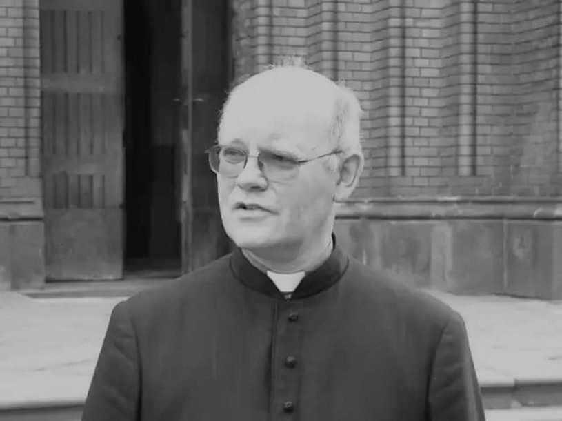 Nie żyje kanclerz i rzecznik radomskiej Kurii Biskupiej ks. Edward Poniewierski. Chorował na COVID-19