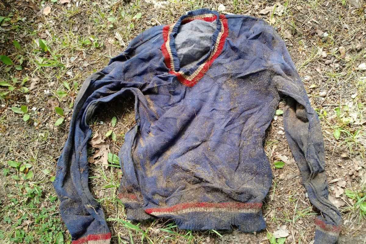 Zaginęli w 1999 roku w Rewalu. Po 21 latach znaleziono sweter i kości