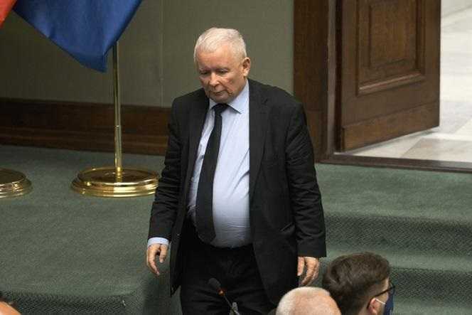 Kaczyński zapowiedział, że odejdzie z rządu. Podano termin!