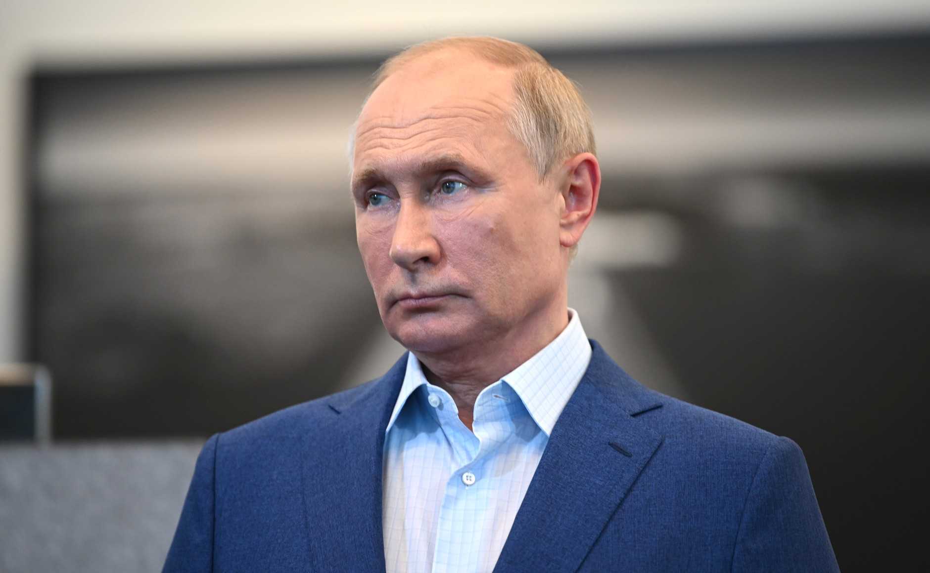 Władimir Putin o groźbach Łukaszenki. "Teoretycznie może to zrobić"