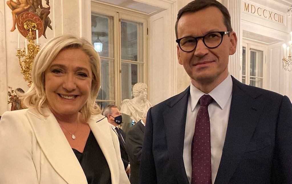Eurosceptycy na kolacji u premiera. W 2017 roku Kaczyński mówił, że z Le Pen ma tyle wspólnego, co z Putinem