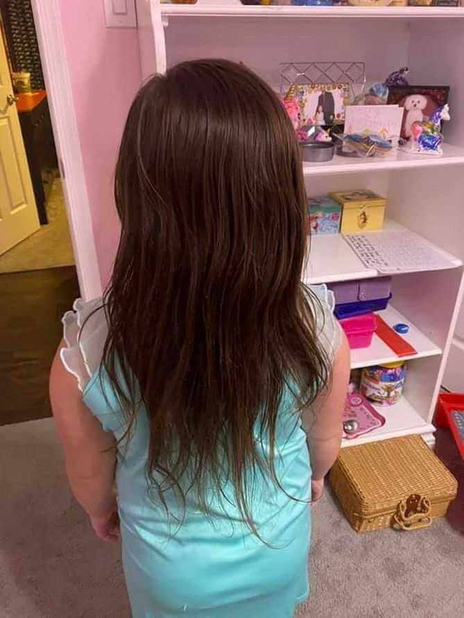 Spędziła ponad 20 godzin na ratowaniu włosów córki. Wszystko przez popularną zabawkę