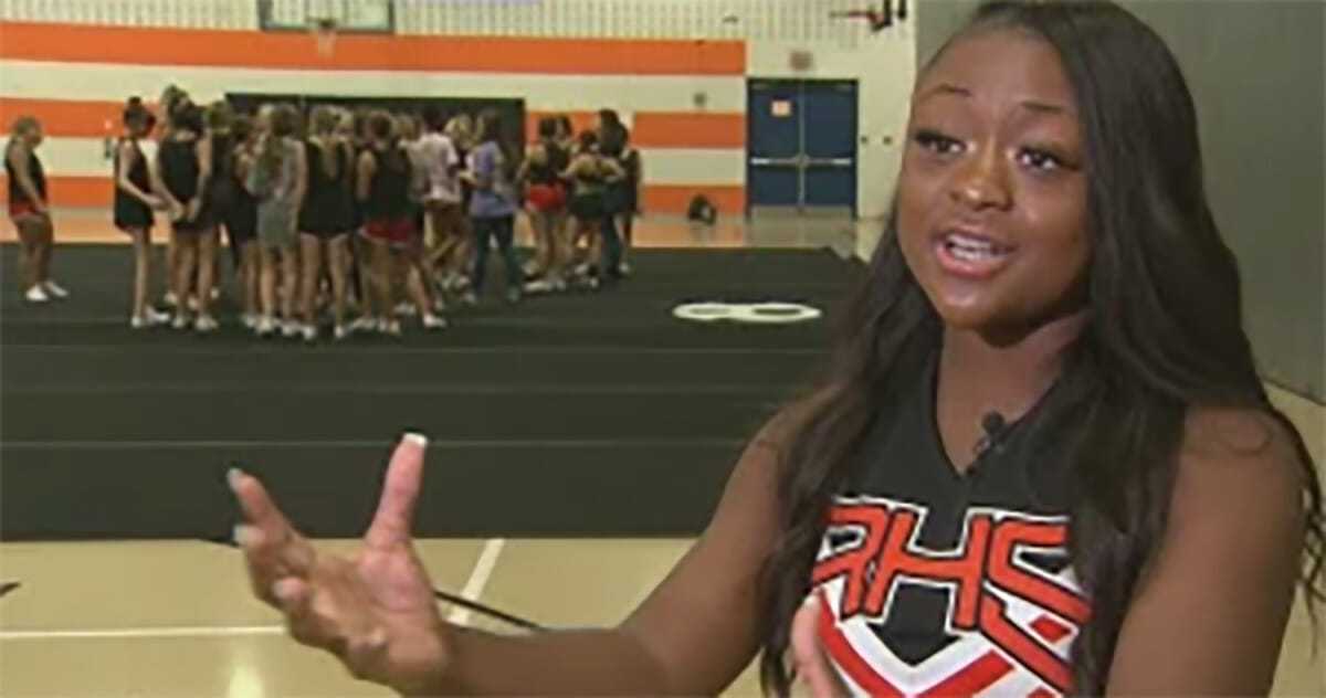 17-letnia cheerleaderka zeskakuje z platformy, aby uratować krztuszące się dziecko