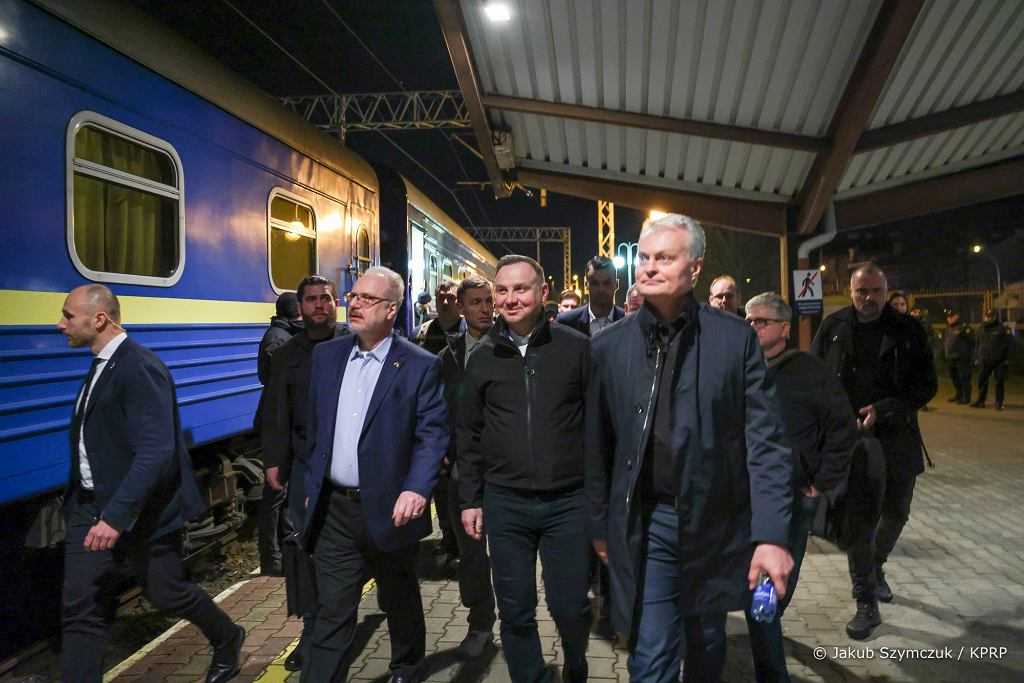 Andrzej Duda przyjechał do Kijowa. Spotka się z prezydentem Zełenskim