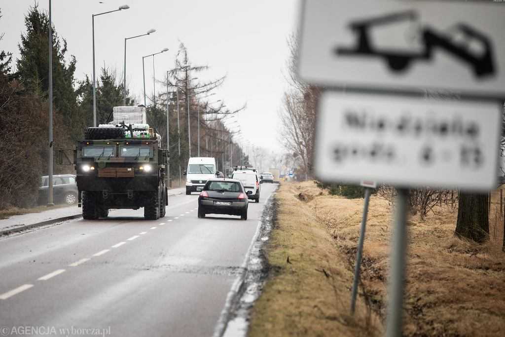 Wojsko Polskie ostrzega: Od 1 maja wzmożony ruch pojazdów wojskowych na drogach. "Nie publikujcie zdjęć!"