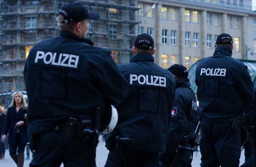 Niemcy: 16-latek planował podłożyć bombę w swojej szkole