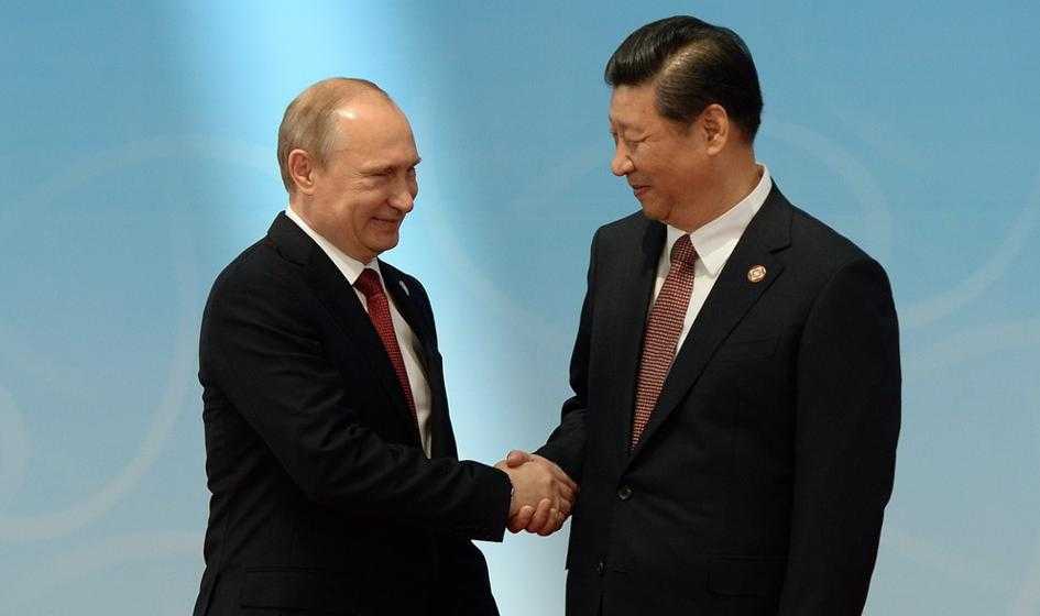 Władimir Putin nowym wasalem Chin. "To go zirytuje"