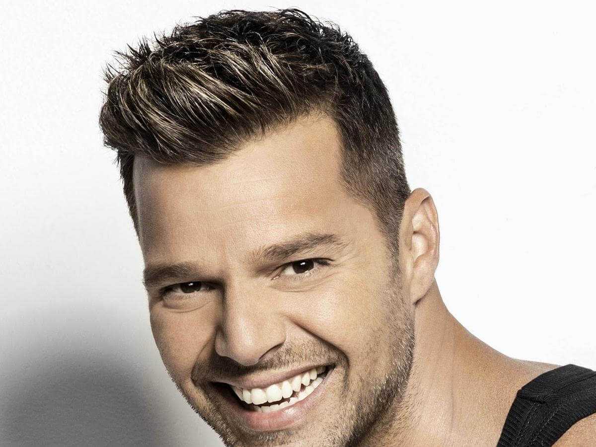 Ricky Martin oskarżony o PRZEMOC DOMOWĄ! Dostał zakaz zbliżania się do ofiary, sprawę tłumacząc "FAŁSZYWYMI OSKARŻENIAMI"