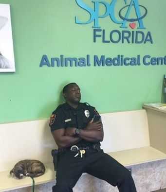 To co ten policjant zrobił dla tego porzuconego szczeniaka jest absolutnie poruszające.