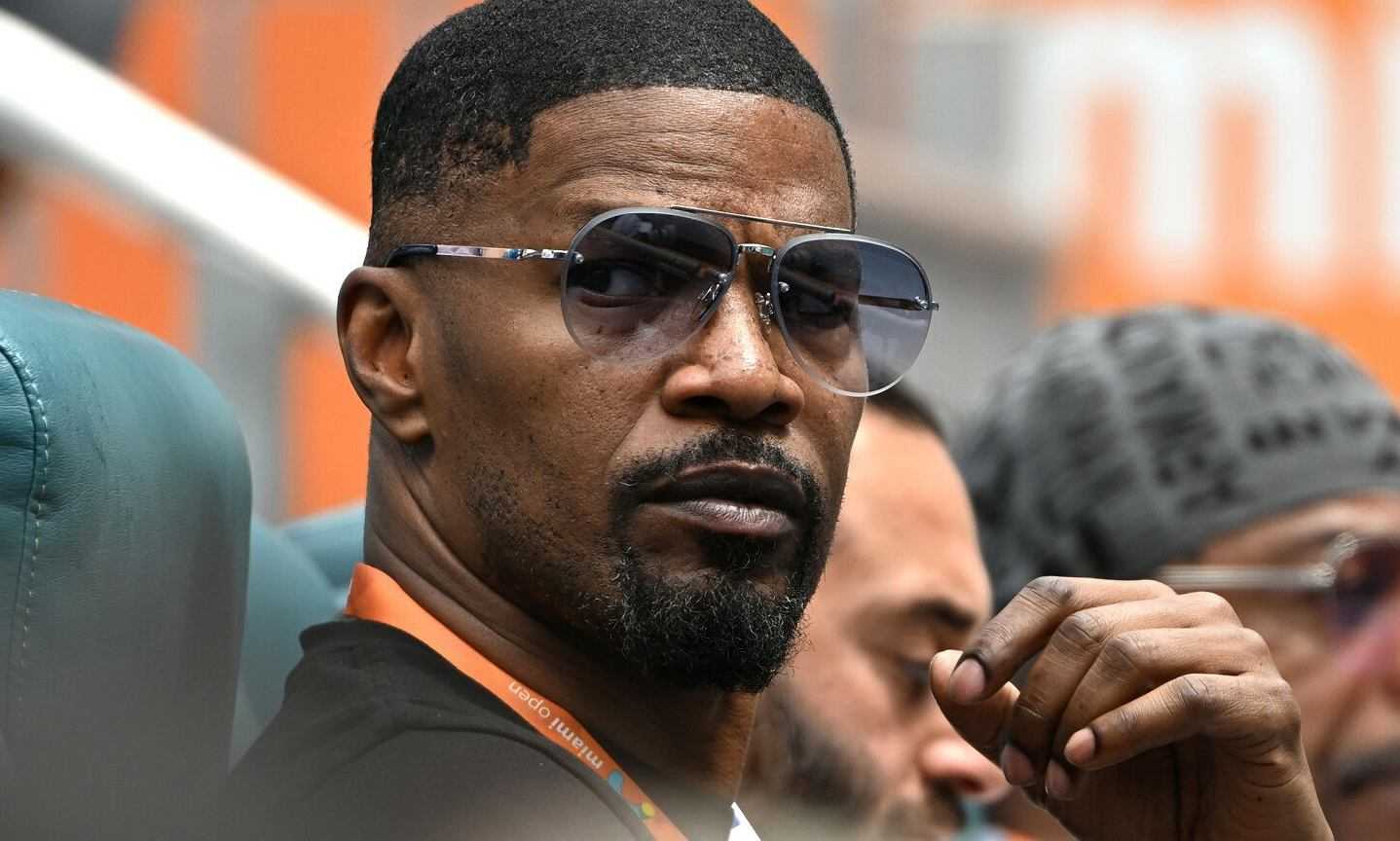 Jamie Foxx widziany po raz pierwszy od wyjścia ze szpitala. Jak wygląda aktor?