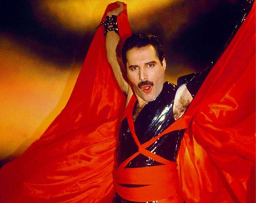 Freddie Mercury przed śmiercią bardzo cierpiał. Chciał dać kres męczarniom. „Uznał, że już wystarczy. Wybrał czas na śmierć”